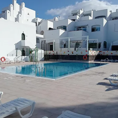 Royal Ocean View Aloha Garden Lägenhet *